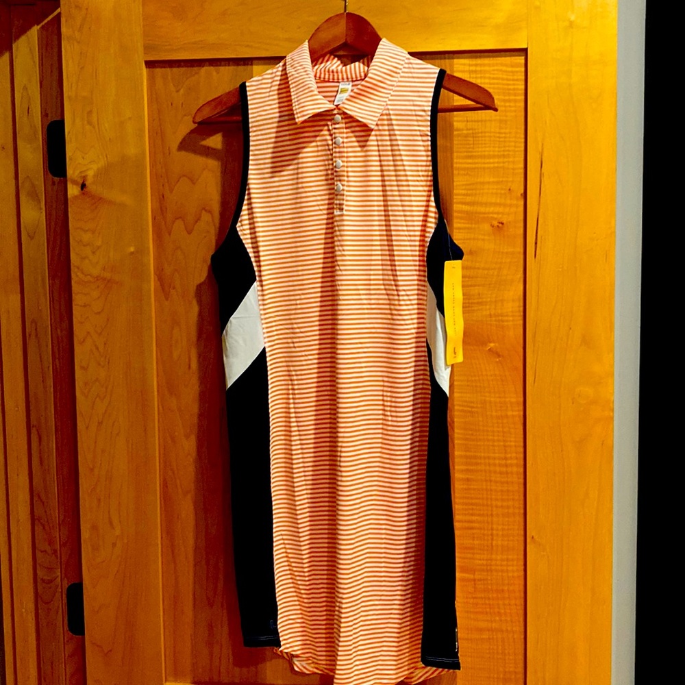 Lole Adisa Dress. Navy, Orange, White. 86% Polyester, 17% Elasthanne.